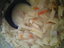 Fot. Kolorowa75, ogórkowa z makaronem