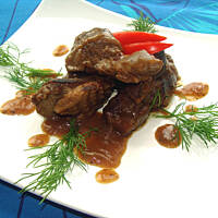 Udziec z indyka duszony w winie