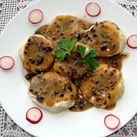 Kluski śląskie z sosem grzybowym