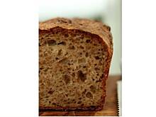 Fot. justyna_wojdyna, Chleb wieloziarnisty na drożdzach