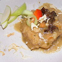 Medaliony wieprzowe w sosie jabłkowo-grzybowym