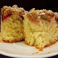 Drożdżówka ze śliwkami