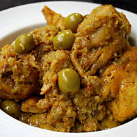 Tadżin z kurczaka z oliwkami