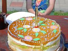 Fot. smakoszka35, Ptysiowy Tort z zielonym kremem uwielbiany przez dzieci