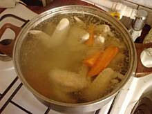 Fot. baryz1, Rosół domowy gotowany na skrzydełkach drobiowych