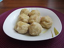 Fot. irenab, Knedle z jabłkami