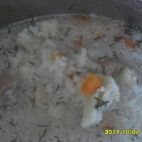 Zupa kalafiorowa z ryżem i mięsem