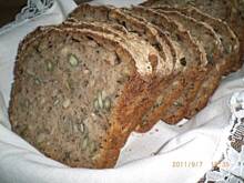 Fot. stokrotka390, Zdrowy chlebek mieszany na zakwasie