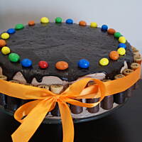 Tort śmietanowo-czekoladowy