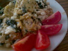 Fot. kaha87ha, jajecznica szpinakowa