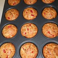 Muffiny z papryką i fetą