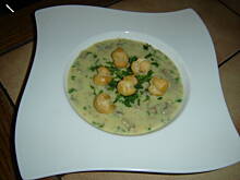 Fot. nusia1, Kremowa zupa pieczarkowa z groszkiem ptysiowym