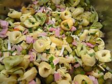 Fot. karintia, Sałatka z tortellini