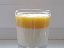 Fot. cini minis, Budyń pod brzoskwiniową pierzyną