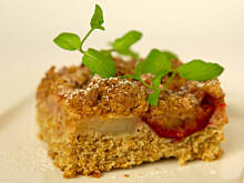 Fot. Wkn, Ciasto krucho-drożdżowe razowo-orkiszowe ze śliwkami