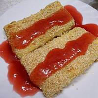 Słodkie krokieciki z sosem różanym