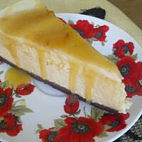 Sernik z nutką dyni i z glazurą pomarańczową