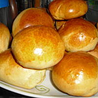 Bułeczki drożdżowe z dżemem