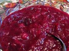 Fot. anuria, Sos żurawinowo-pomarańczowy z orzechami