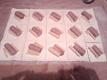 Fot. papuga_ara, Poduszeczki z ciasta francuskiego