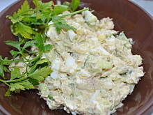 Fot. lolopopa, Sałatka z tuńczykiem i awokado