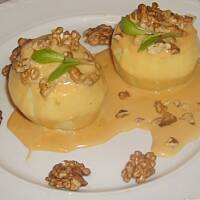 Jabłka z sosem kajmakowym