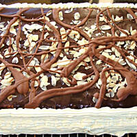 Ciasto migdałowo-czekoladowe z kremem