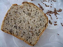 Fot. peggy83, Chleb z siemieniem lnianym i słonecznikiem