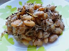 Fot. Mama - Różyczki, Fasola zapiekana z kapustą i grzybami wg Ani