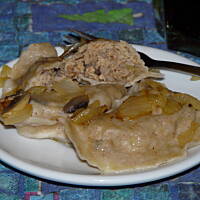 pierogi z kaszą gryczaną i mięskiem