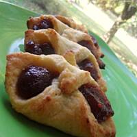 Rogaliki serowe z marmolada