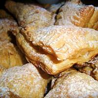 Ciastka francuskie z jablkami i marcepanem