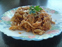 Fot. Kolorowa75, Pierś z kurczaka w sosie, z makaronem - exspresowa