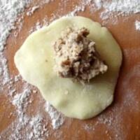 Kluski śląskie z mięsnym farszem