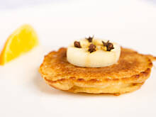 Fot. Wkn, Jabłka w cieście sojowym