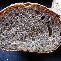 Chleb  na zakwasie z jogurtem