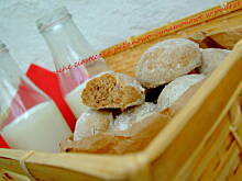 Fot. kasia_sach, Kruche ciasteczka pekanowo-cynamonowe w pudrze