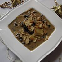 Wigilijna zupa grzybowa