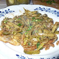 smażone śledzie z warzywami