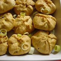 Kruche koperty z pieczarkami