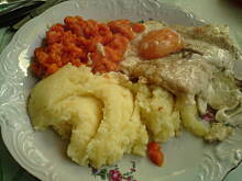 Fot. Kolorowa75, kotlet schabowy z jajkiem sadzonym