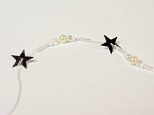 Fot. Wkn, Łańcuch z koralików - prosta i elegancka ozdoba świątecznego cyprysika