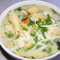 Wielowarzywna zupa neapolitańska