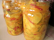 Fot. hope30, Słońce w słoiku (sałatka z cukinii)