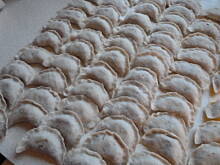 Fot. abiwamyt, Pierogi na Wigilię z kapustą i grzybami.