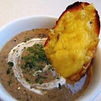 Leśny krem z borowikami