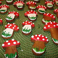 Pierniczki świąteczne z połyskiem