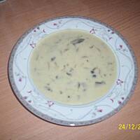 sos pieczarkowy-pyszny