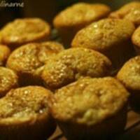 Muffinki miodowo-imbirowe z gruszkami