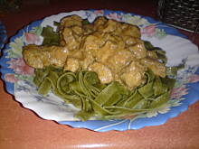 Fot. Kolorowa75, potrawka ze schabu w sosie cukiniowym